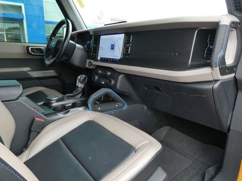 Certified 2022 Ford Bronco Wildtrak AWD/4WD image 14