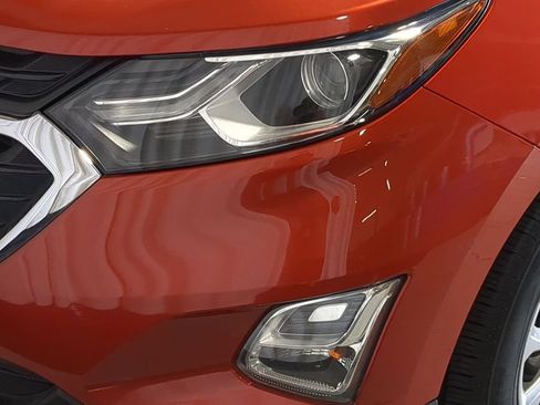 Used 2020 Chevrolet Equinox LS FWD image 14