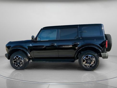 New 2026 Ford Bronco Outer Banks AWD/4WD image 17