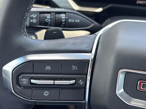 Certified 2025 GMC Acadia Elevation image 28