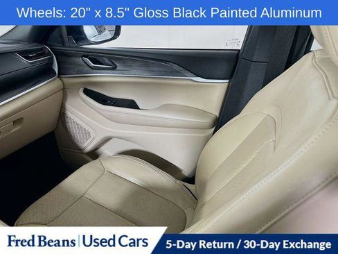 Certified 2023 Jeep Grand Cherokee L Limited w/ Luxury Tech Group II AWD/4WD image 25