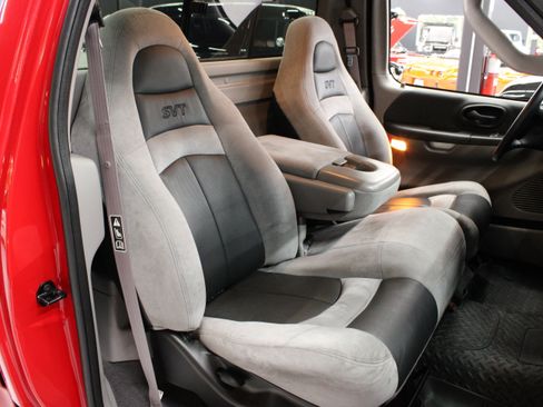 Used 1999 Ford F150 Lightning RWD image 18