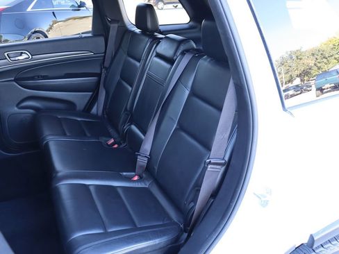 Used 2019 Jeep Grand Cherokee Limited image 41