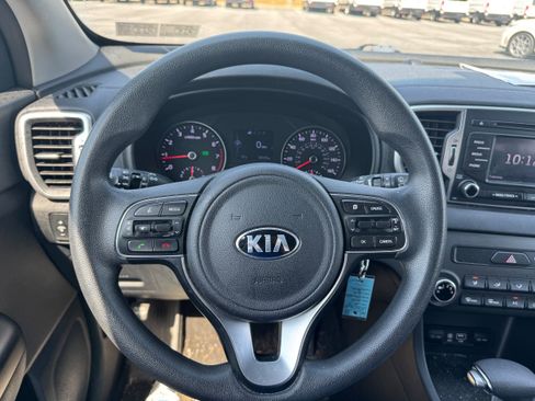 Used 2017 Kia Sportage LX AWD/4WD image 15