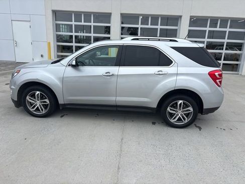 Used 2016 Chevrolet Equinox LTZ w/ Enhanced Convenience Package FWD image 6