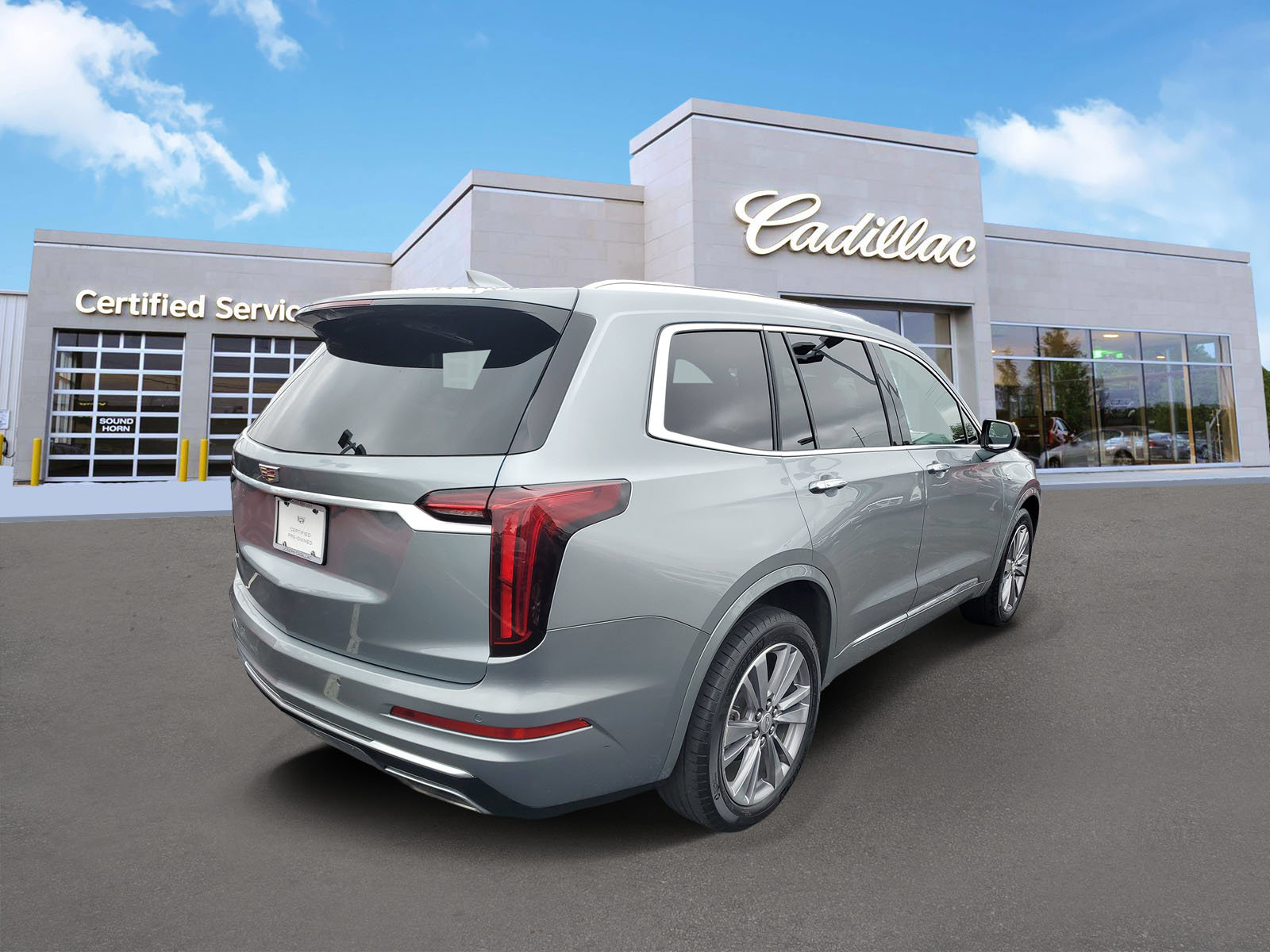 Used 2025 Cadillac XT6 Premium Luxury AWD/4WD image 3