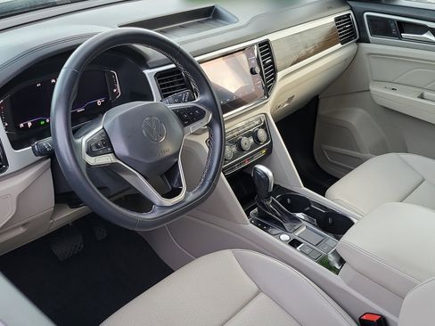 Used 2022 Volkswagen Atlas SE image 5
