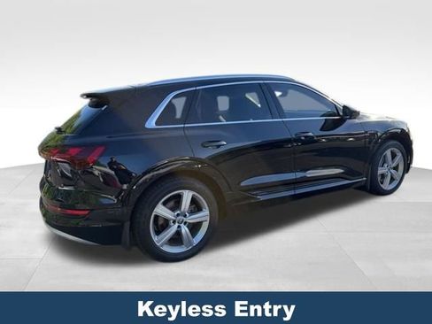 Used 2019 Audi e-tron Premium Plus AWD/4WD image 6