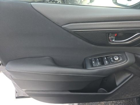 Used 2025 Subaru Outback Premium image 13
