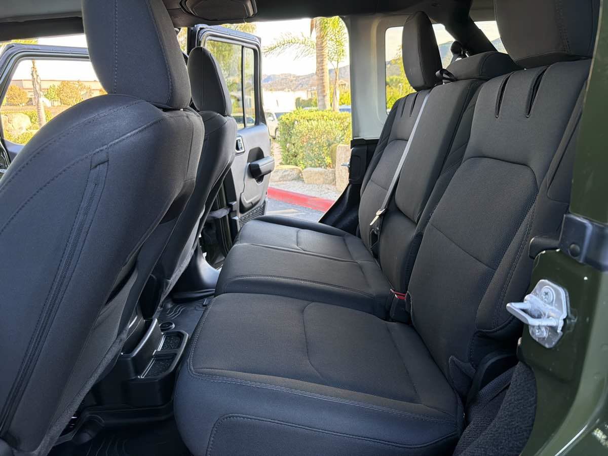 Used 2023 Jeep Wrangler Unlimited w/ 8.4" Radio Group AWD/4WD image 25