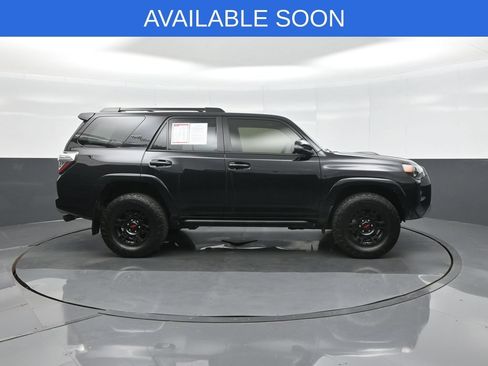 Used 2024 Toyota 4Runner TRD Off-Road Premium w/ Moonroof Package AWD/4WD image 8