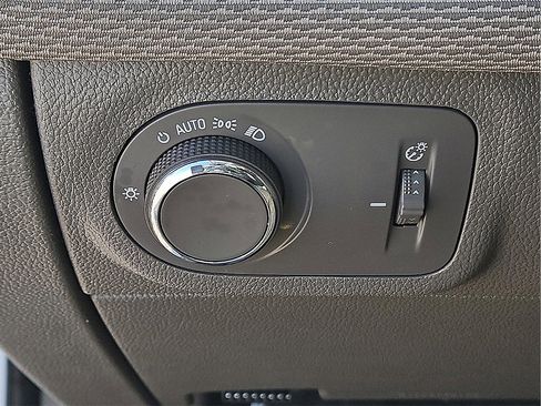 Used 2016 Chevrolet Cruze LT w/ Convenience Package image 21