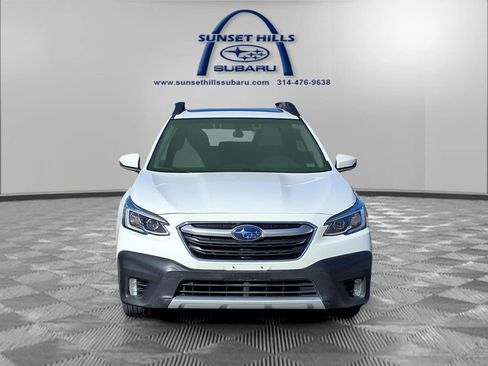 Used 2020 Subaru Outback Limited image 29