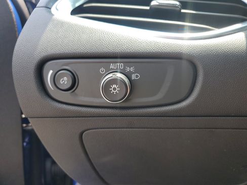 Used 2023 Chevrolet Malibu LT FWD image 33