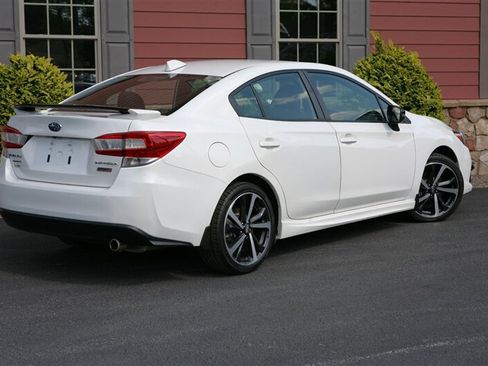 Used 2022 Subaru Impreza 2.0i Sport AWD/4WD image 5