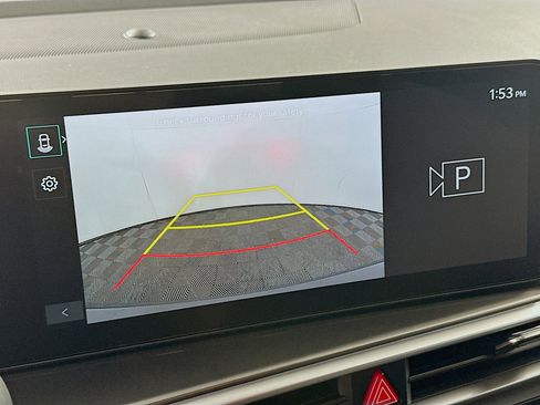 Used 2025 Kia Sorento LX image 22