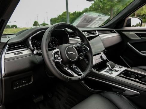 Used 2026 Jaguar F-PACE R-Dynamic S AWD/4WD image 2
