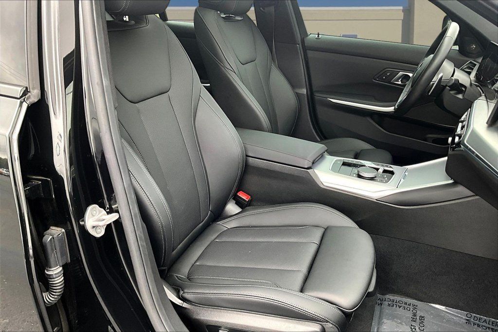 Used 2024 BMW M340i RWD image 31