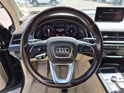 Used 2018 Audi Q7 3.0T Premium Plus AWD/4WD image 19