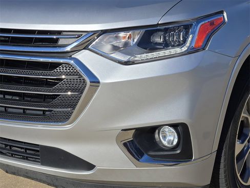 Used 2019 Chevrolet Traverse Premier w/ Driver Confidence II Package image 31