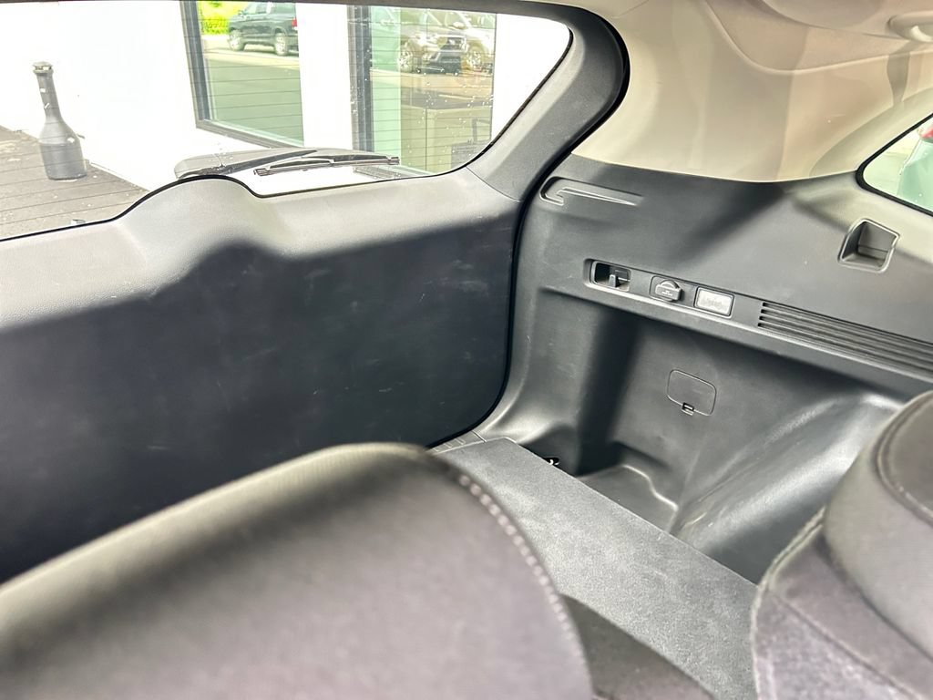 Used 2026 Honda CR-V LX image 18