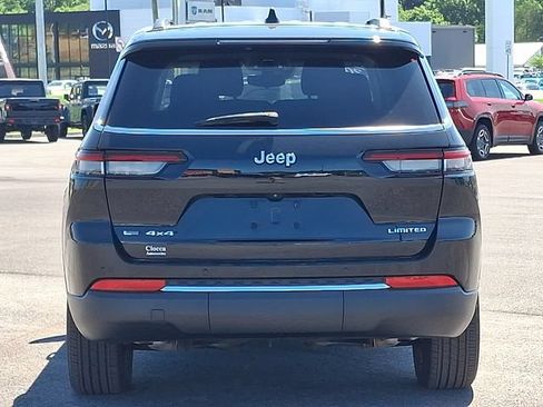 Used 2022 Jeep Grand Cherokee L Limited AWD/4WD image 6