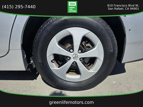 Used 2013 Toyota Prius Two FWD image 27