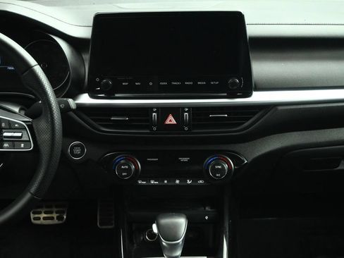 Certified 2022 Kia Forte GT-Line w/ GT-Line Premium Package FWD image 37