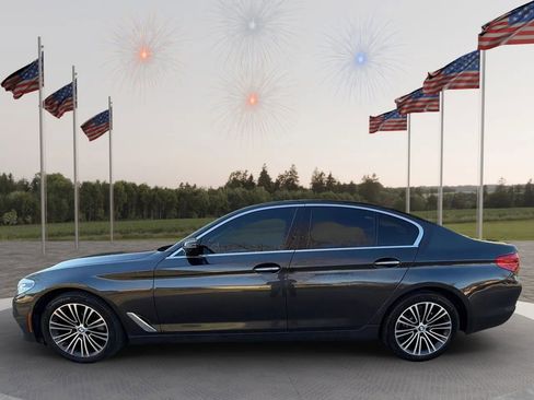 Used 2018 BMW 530i w/ Premium Package image 3