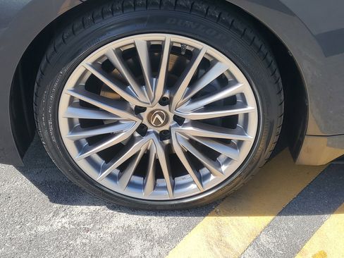 Certified 2023 Lexus IS 300 w/ Premium Package image 4