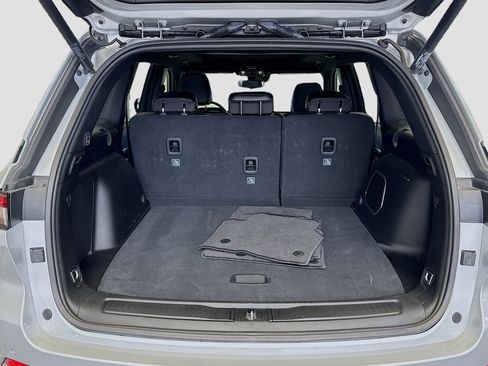 Used 2024 Jeep Grand Cherokee Limited 4xe image 19