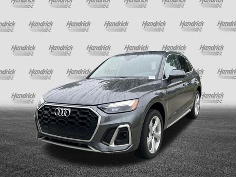 Used 2023 Audi Q5 2.0T Premium Plus w/ Premium Plus Package AWD/4WD image 5