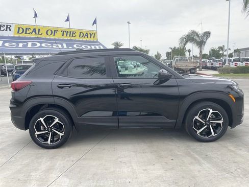 Used 2022 Chevrolet TrailBlazer RS FWD image 9