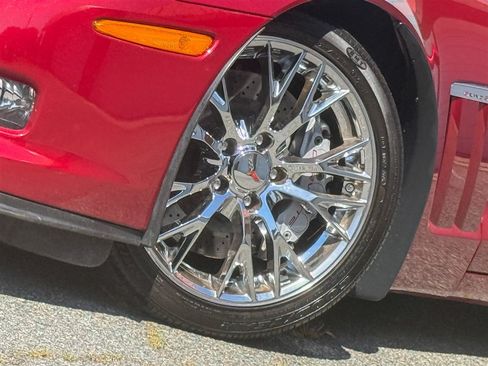 Used 2010 Chevrolet Corvette Grand Sport w/ Preferred Equipment Group RWD image 8