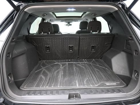 Used 2019 Chevrolet Equinox LT w/ Sun & Navigation Package AWD/4WD image 27
