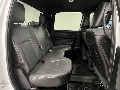 Used 2022 RAM 2500 Tradesman w/ Chrome Appearance Group image 51