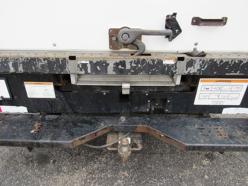 Used 2022 Ford E-350 and Econoline 350 Super Duty RWD image 16