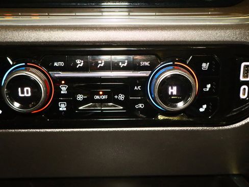 Used 2023 Chevrolet Silverado 1500 High Country w/ Z71 Off-Road Package image 25