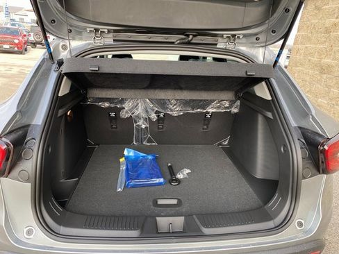 New 2026 Chevrolet Trax LT w/ Driver Confidence Package image 10