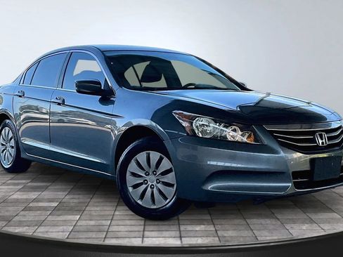 Used 2012 Honda Accord LX image 3