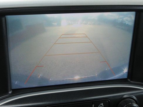 Used 2018 GMC Sierra 1500 SLT image 28