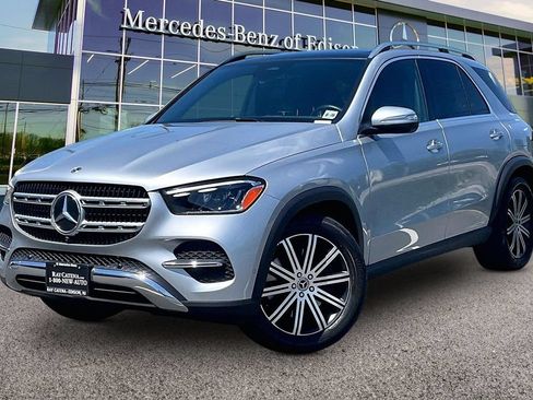 Certified 2025 Mercedes-Benz GLE 450e 4MATIC image 6