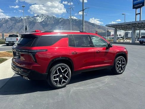 New 2026 Chevrolet Traverse High Country w/ LPO, Floor Liner Package AWD/4WD image 25
