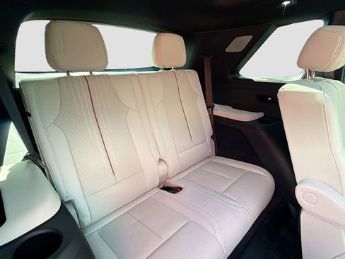 New 2026 Cadillac Vistiq Sport w/ LPO, Floor Liner Package image 28