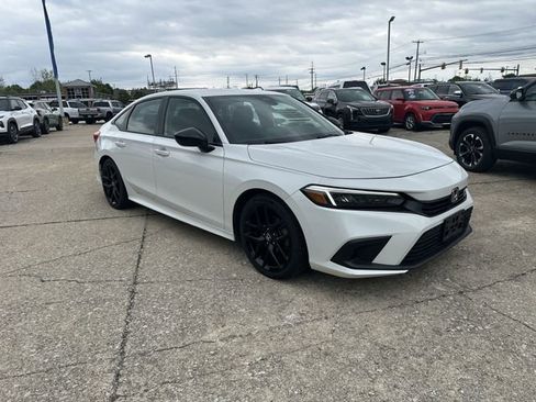 Used 2023 Honda Civic Sport image 12