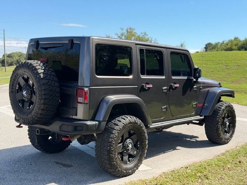 Used 2016 Jeep Wrangler Unlimited Rubicon image 5