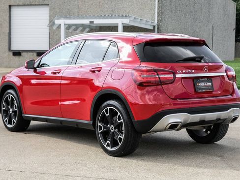 Used 2019 Mercedes-Benz GLA 250 image 11