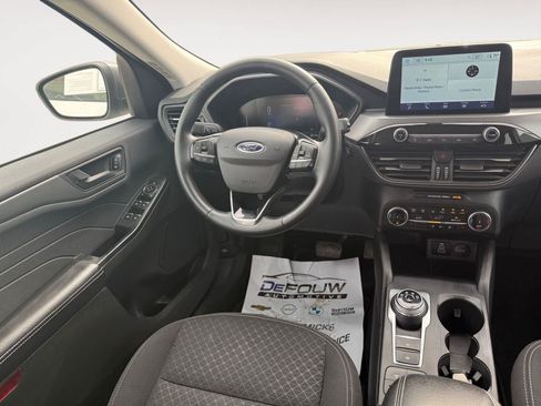 Used 2024 Ford Escape Active AWD/4WD image 11