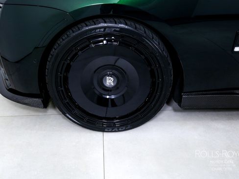 Used 2024 Rolls-Royce Spectre w/ Spectre Launch Package image 37