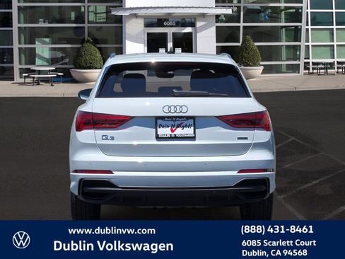Used 2023 Audi Q3 2.0T Premium Plus AWD/4WD image 5